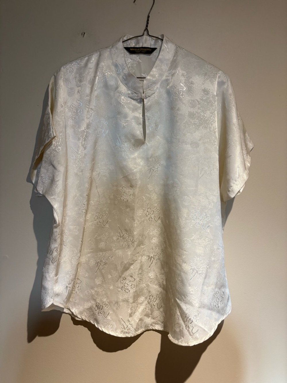 Thai Silk Weave Quality Ivory Short-Sleeve Blouse Mandarin Collar Brocade Fabric
